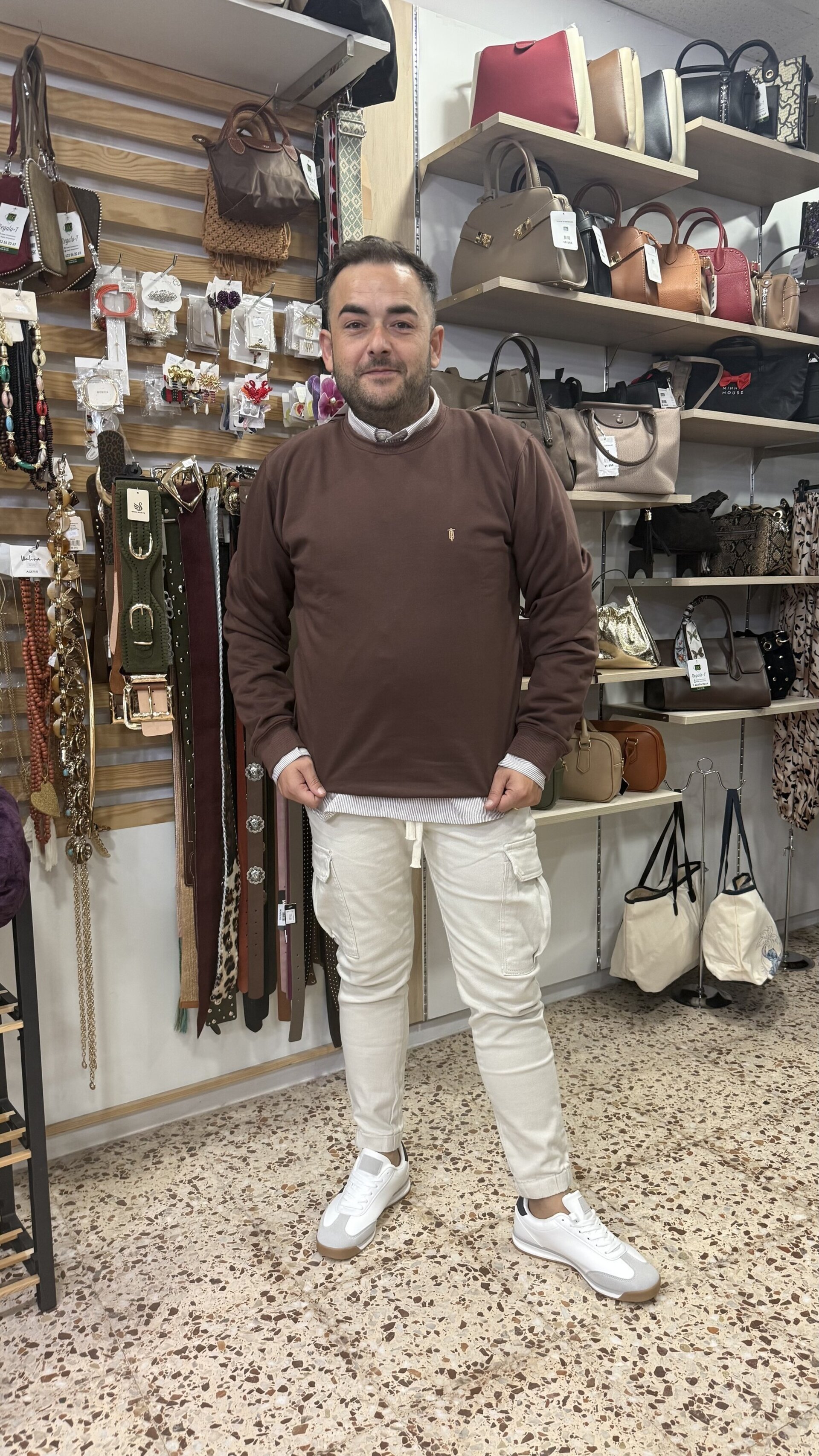 SUDADERA MARRÓN - 2