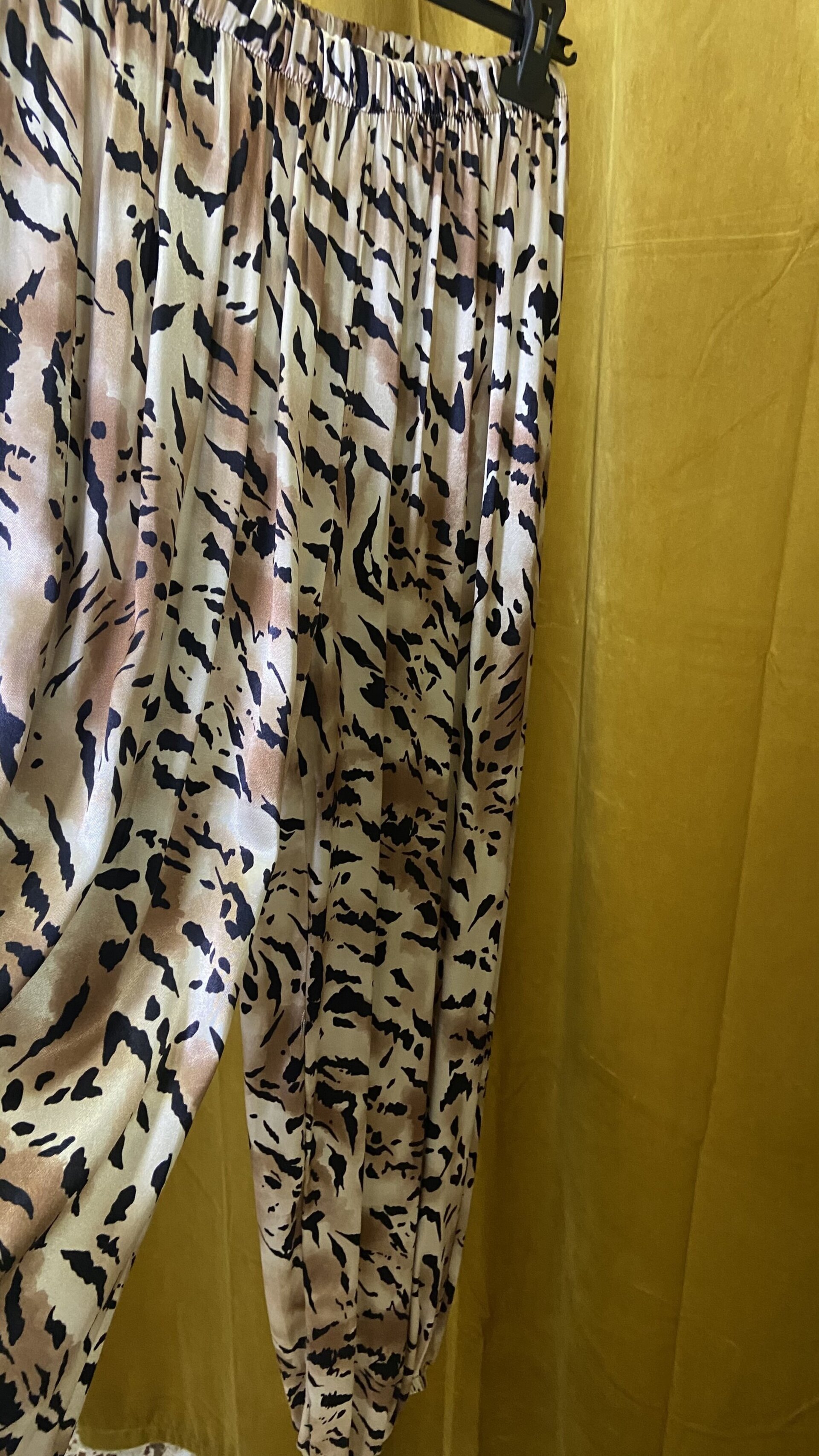 Pantalón Print Satén - 3